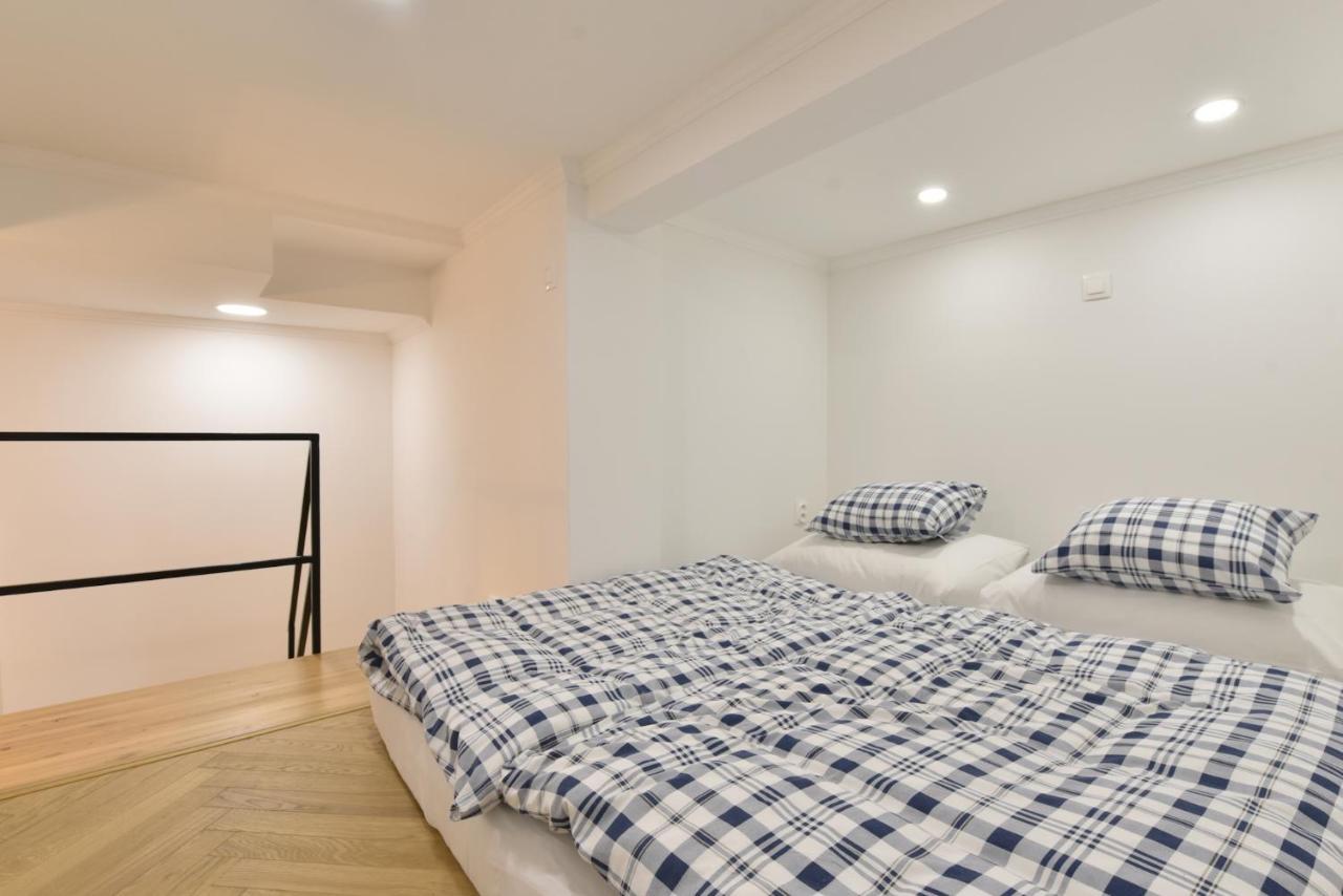Apartman S Balkonom Trenčín Dış mekan fotoğraf