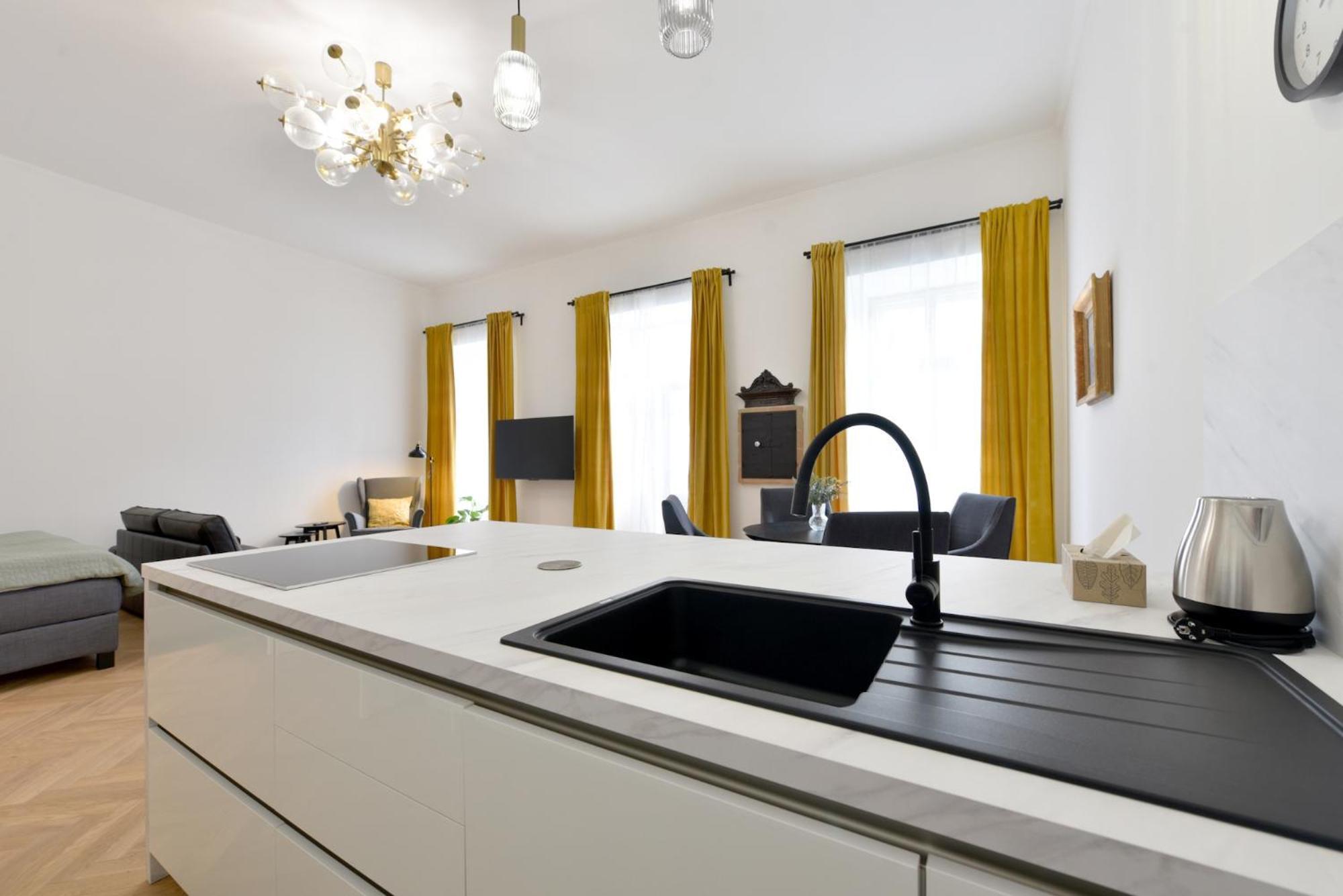 Apartman S Balkonom Trenčín Dış mekan fotoğraf