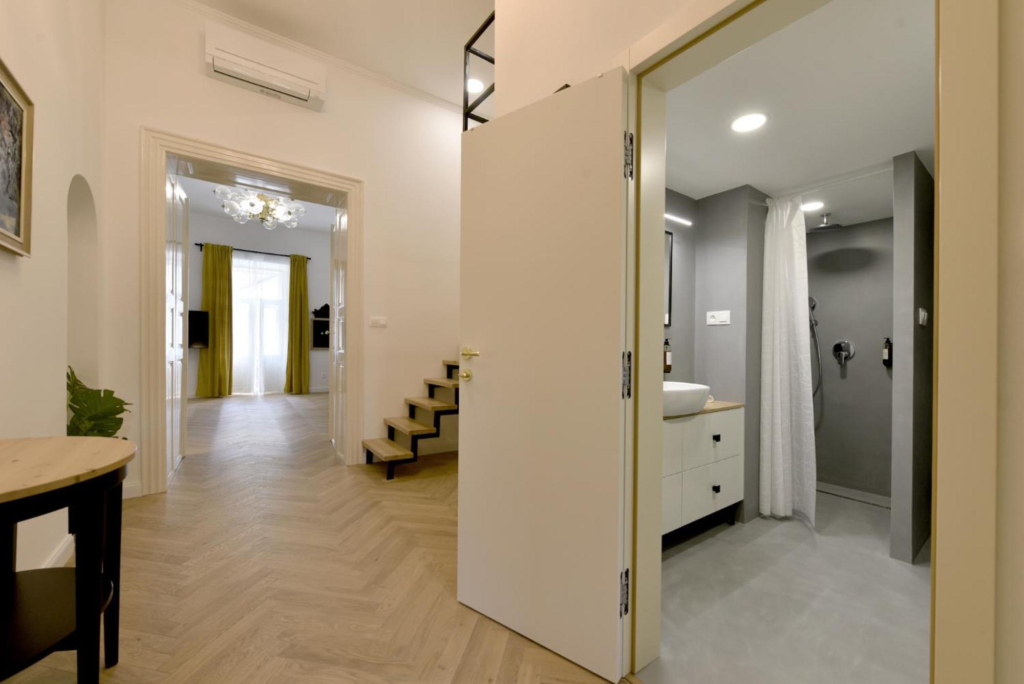 Apartman S Balkonom Trenčín Dış mekan fotoğraf